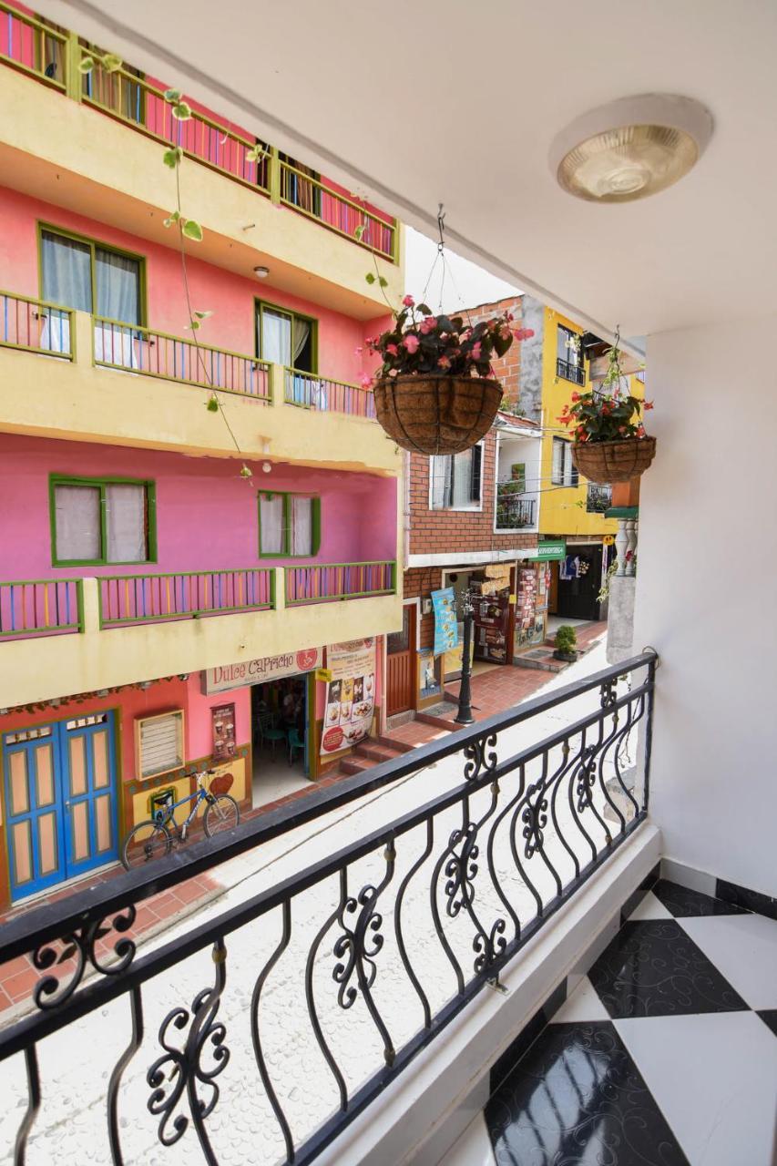 Hotel El Paisaje Guatape Exterior photo